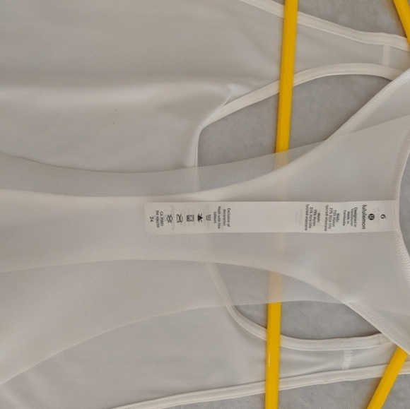 Lululemon Athletica white tank w mesh T back panel - Picture 4 of 7